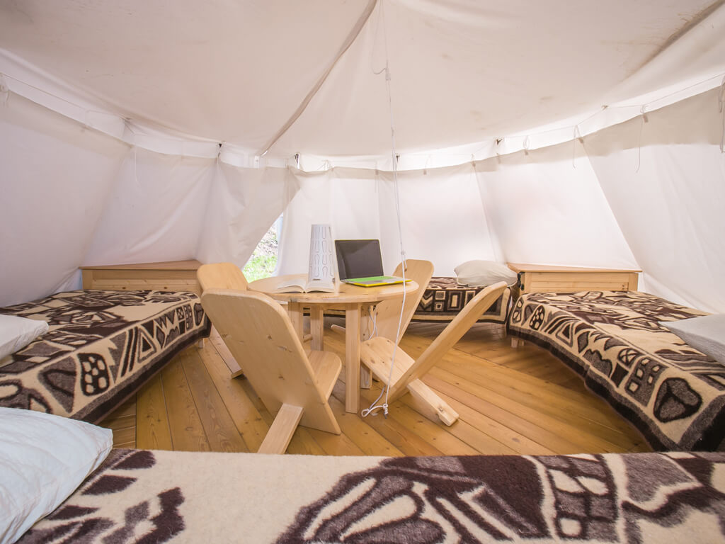 Camping Turist Grabovac Indian Village Tipi tents interior