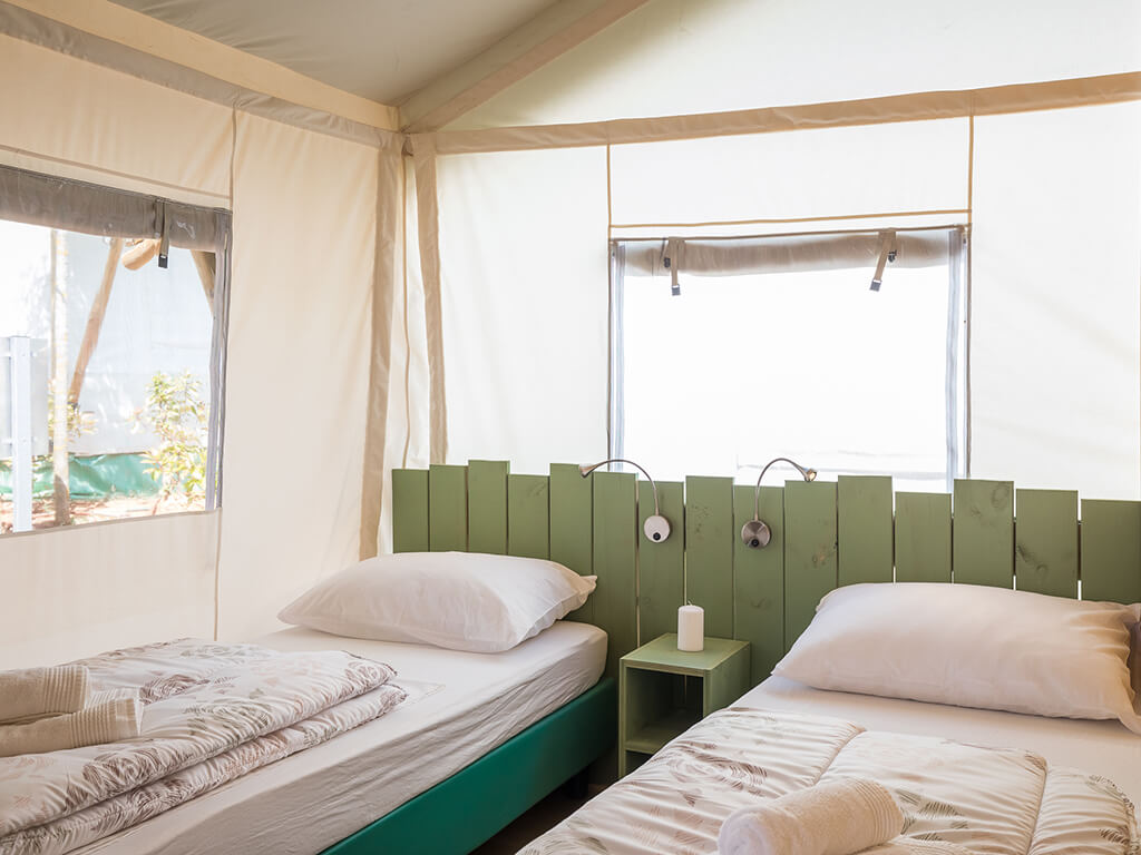 Premium 3 Bedroom Glamping Tent Boutique Campsite Santa