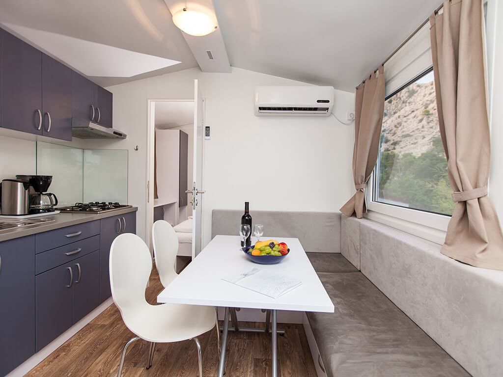 Naturist Camp Bunculuka Mobil Home kitchen interior